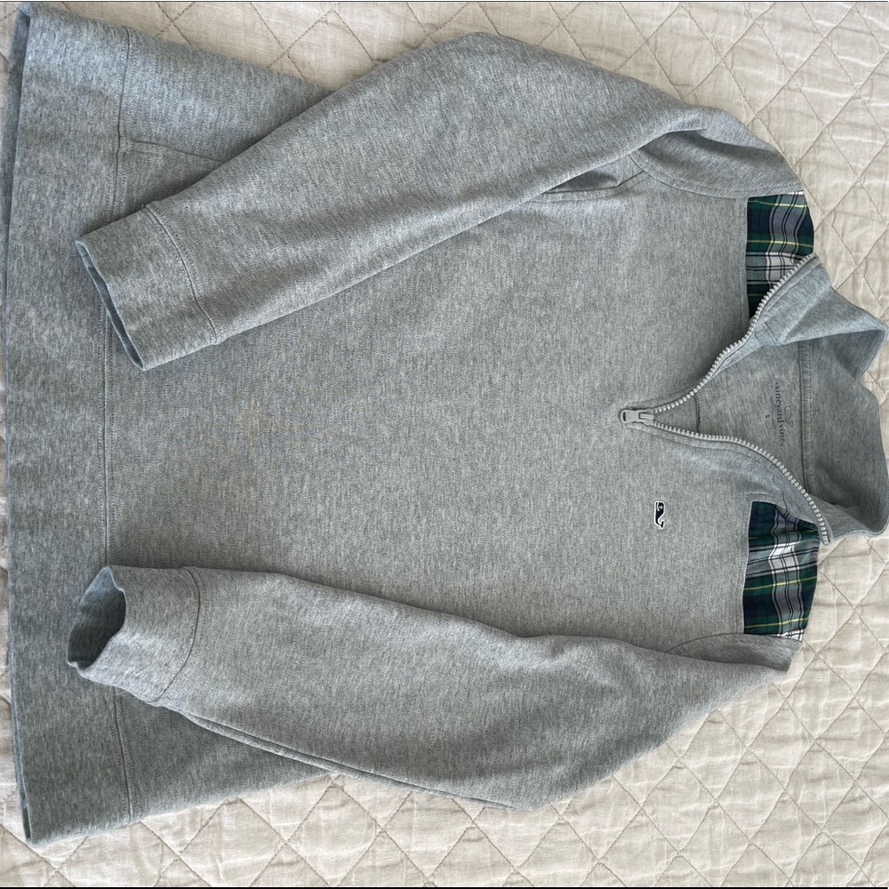 EUC! Vineyard Vines Quarter Zip Sweatshirt